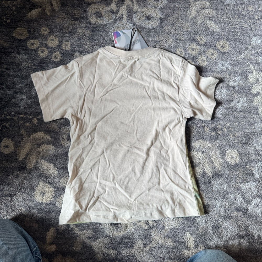 Daydreamer Beige Graphic Tee with Motel Ranch Design - NWOT - Picture 9 of 9